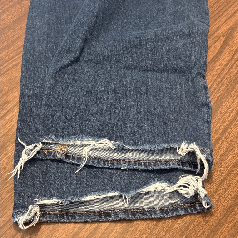 American Eagle AEO Size 00 Short Low Rise Baggy Wide Leg Denim Jeans - Picture 4 of 4